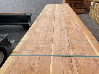 Ca. 36x Douglas Balken Fijnbezaagd, 100x100mm, lengte 400cm